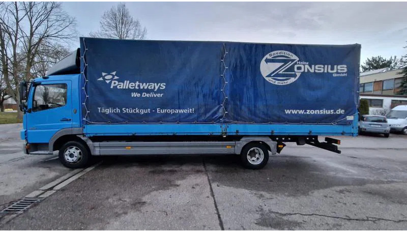 Huifzeil bedrijfswagen Mercedes-Benz blatt 7m Pritsche E5 Klima Schalter