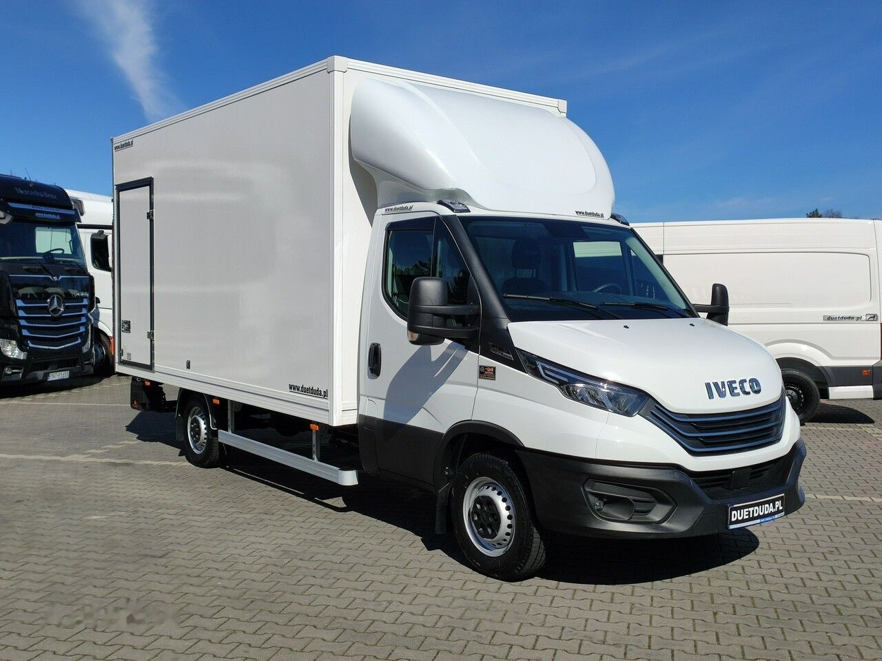 Leasing IVECO Daily 35S18 IVECO Daily 35S18: afbeelding 5