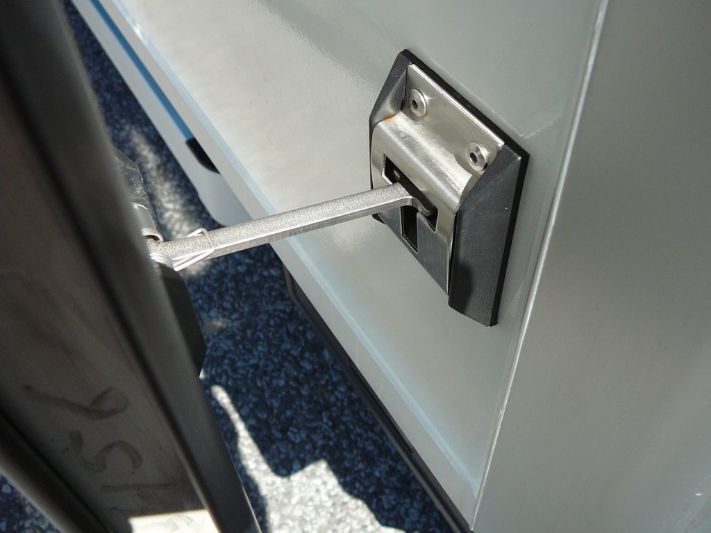 Nieuw Bestelwagen gesloten laadbak Iveco Daily 35S18 Koffer Ladebordwand Navi R-Cam: afbeelding 15