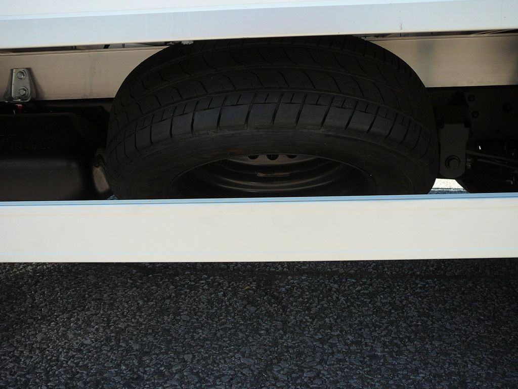 Nieuw Bestelwagen gesloten laadbak Iveco Daily 35S18 Koffer Ladebordwand Navi R-Cam: afbeelding 17