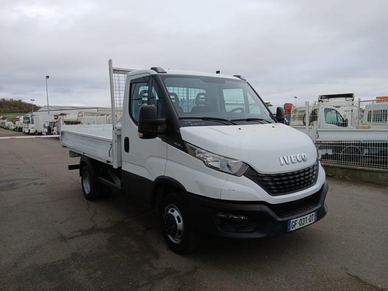 Kipper bestelwagen Iveco 35.140