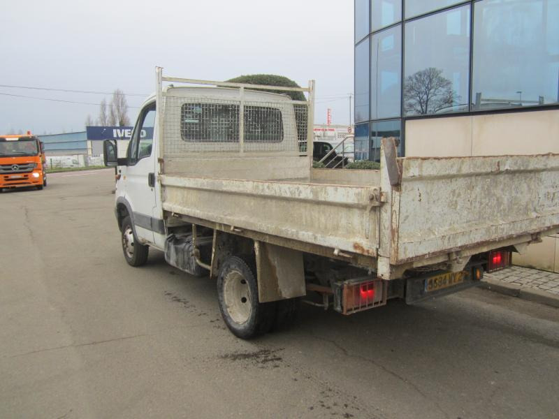 Kipper bestelwagen Iveco Daily 35C11