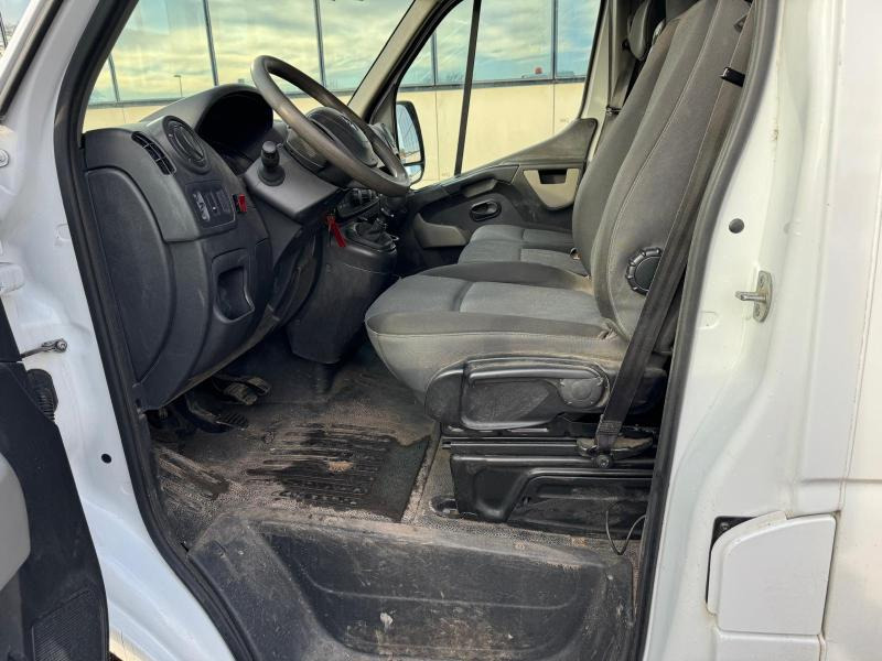 Kipper bestelwagen Renault Master 2.3 DCI 150