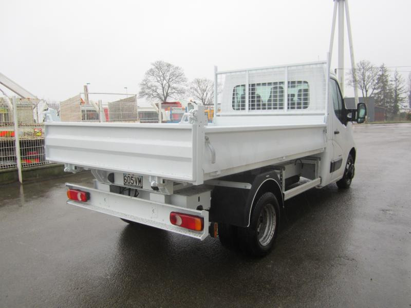 Kipper bestelwagen Renault Master 2.3 DCI 150