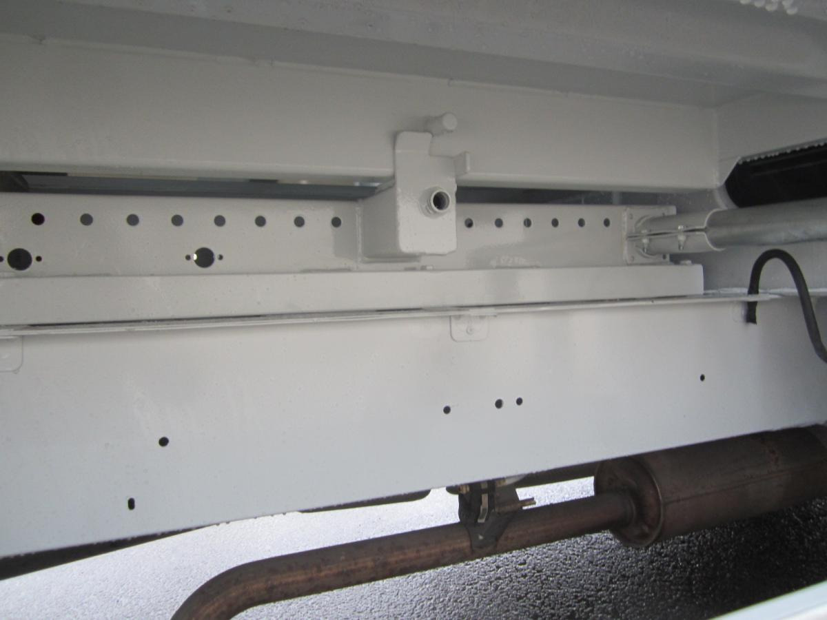 Kipper bestelwagen Renault Master 2.3 DCI 150