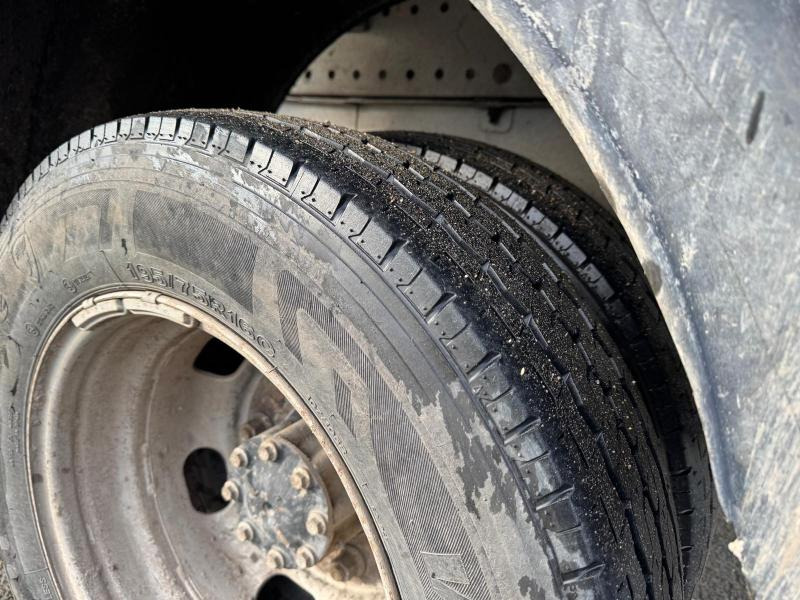 Kipper bestelwagen Renault Master 2.3 DCI 150