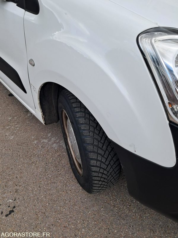 Kleine bestelwagen Citroën Berlingo BX-884-NP