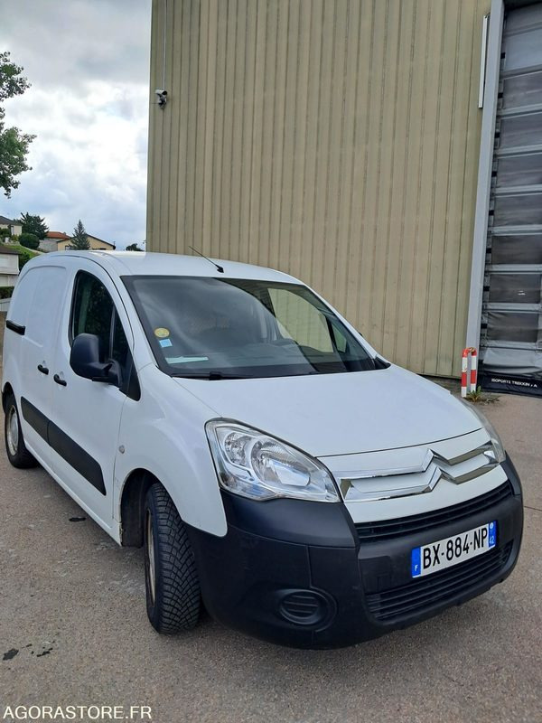 Kleine bestelwagen Citroën Berlingo BX-884-NP