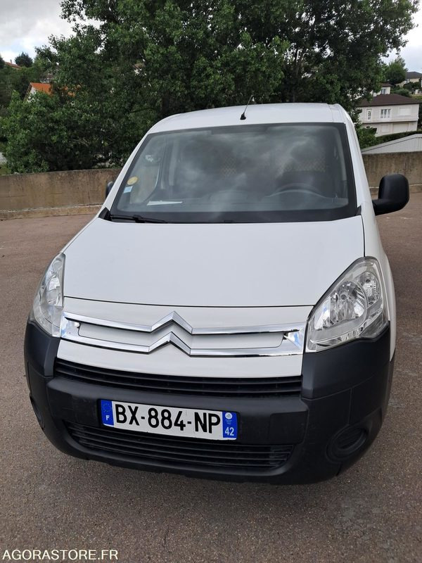 Kleine bestelwagen Citroën Berlingo BX-884-NP