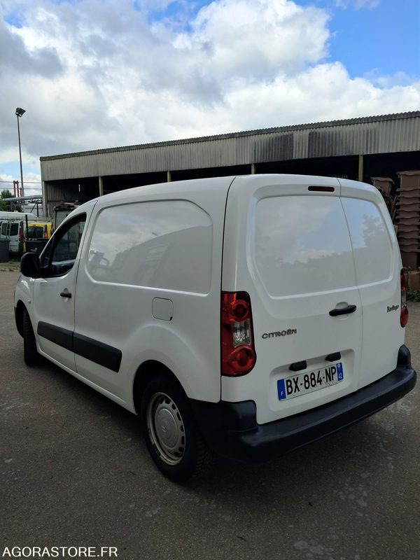 Kleine bestelwagen Citroën Berlingo BX-884-NP