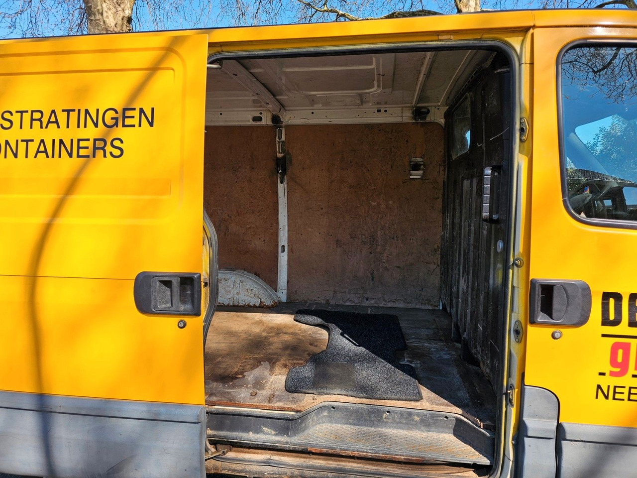 Kleine bestelwagen Iveco 29L 10V