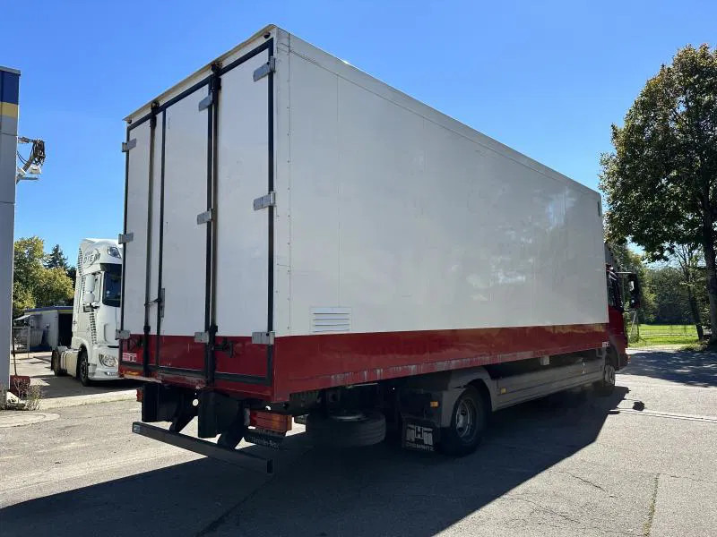 Koelwagen Mercedes-Benz 818 L Blumentransporter ISO-Koffer