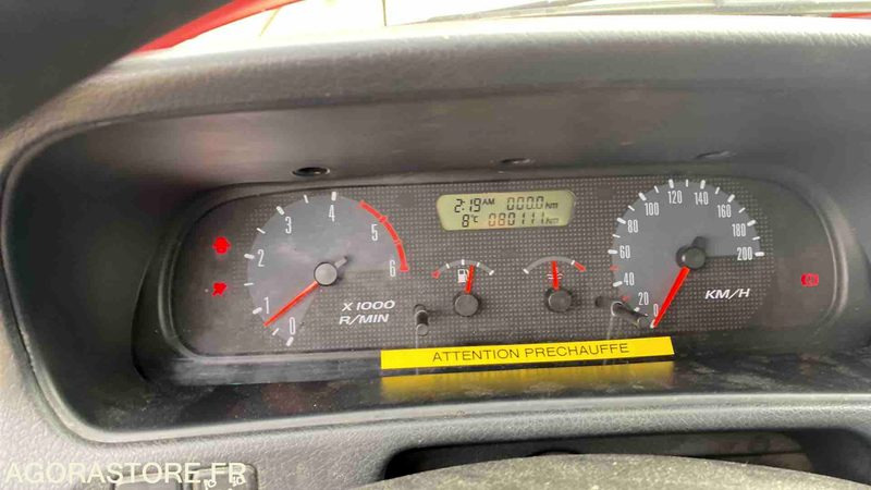 Bedrijfswagen Nissan Terrano II 2,7TD	- 26/05/2004