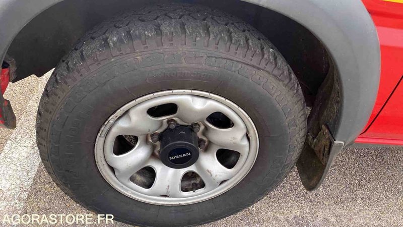 Bedrijfswagen Nissan Terrano II 2,7TD	- 26/05/2004