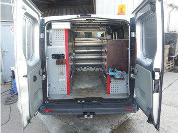 Bestelwagen gesloten laadbak Renault Trafic 2.0 TDI - AHK - Werkstatteinbau: afbeelding 1