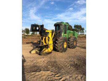 Bosbouw tractor John Deere JX 770