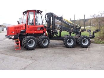 KOMATSU 835 - forwarder