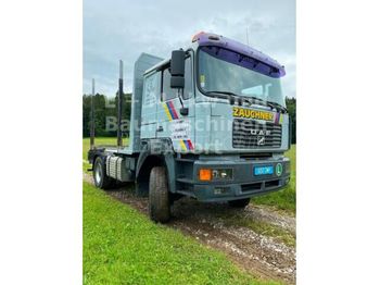 Houttransport MAN 19.414
