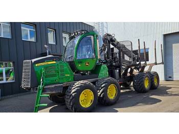 John Deere 1110 E IT 4  - Forwarder