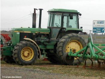 John Deere 4055 DT - Bosbouwmachine