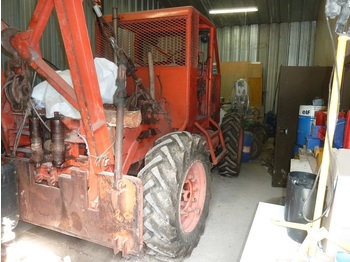 Bosbouw tractor latil TL 2240: afbeelding 1