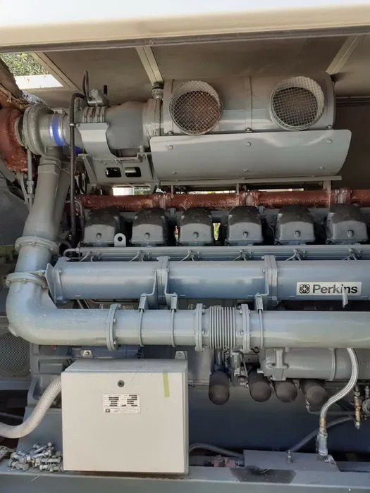 Industrie generator Agregat Prądotwórczy 1760 kw 2200 kva nieużywany na silniku Perkins w kontenerze Agregat Prądotwórczy 1760 kw 2200 kva nieużywany na silniku Perkins: afbeelding 3