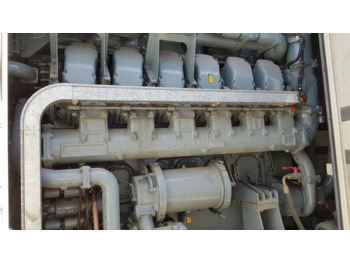 Industrie generator Agregat Prądotwórczy na Angielskim silniku PAXMAN 3400 KM VP185 . 12 cylindrów . Paxman: afbeelding 2