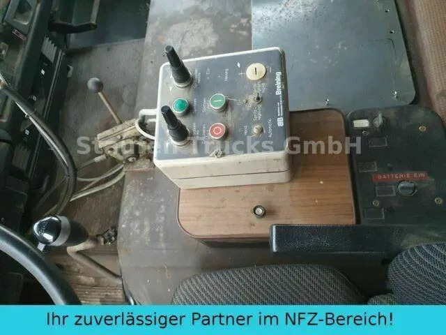 Asfaltmachine MAN 19 280 F FEDERAL BREINING*Asphaltspritzmaus Emulsi