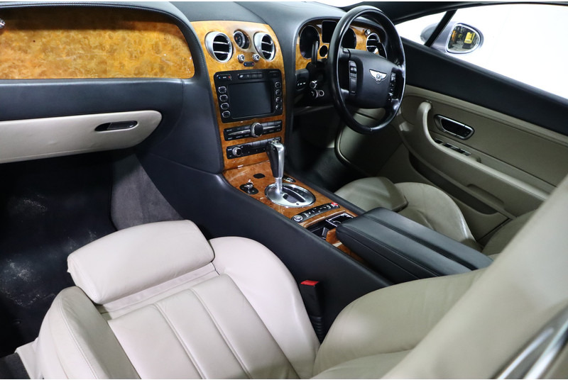 Bouwmachine Bentley Continental GT
