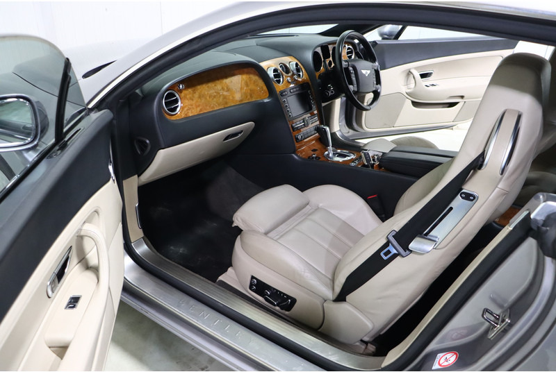 Bouwmachine Bentley Continental GT