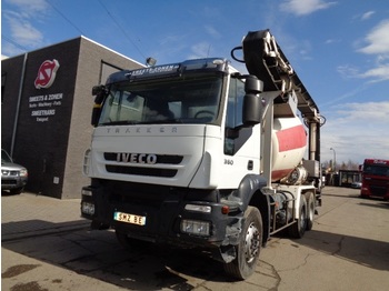 Betonmixer Iveco Trakker 360 7 cubic/band 78000km