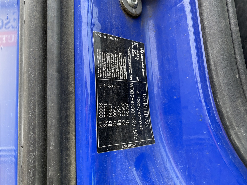 Betonmixer Mercedes-Benz 3540 8x4 Arocs / 9 m³ Intermix-Aufbau