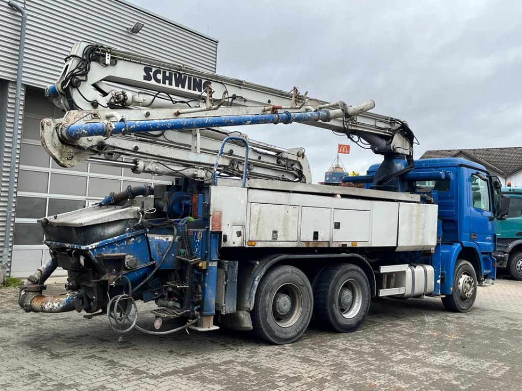 Betonpomp MERCEDES-BENZ Actros 2632 6x4 Betonpumpe Schwing 24m