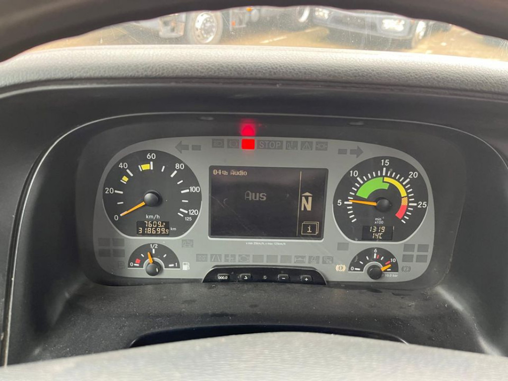 Betonpomp MERCEDES-BENZ Actros 2632 6x4 Betonpumpe Schwing 24m