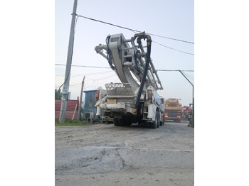 Betonpomp ZOOMLION ZLJ5330THB