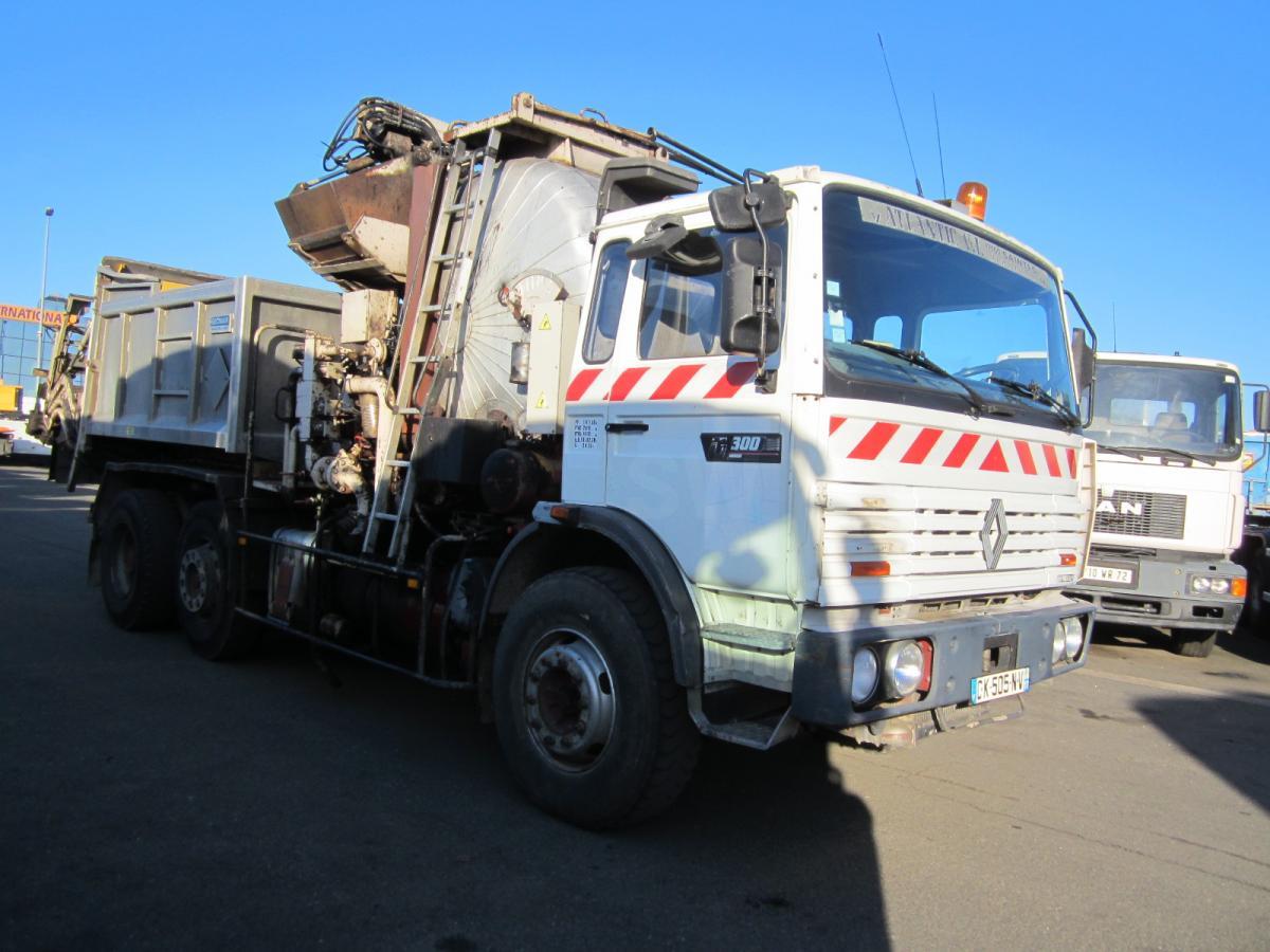 Bitumen sprayer Renault G 300