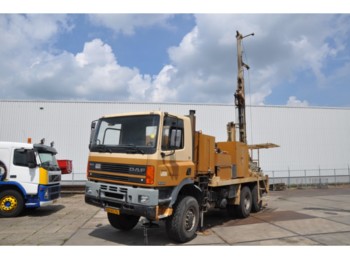 Ginaf M3329 - boormachine