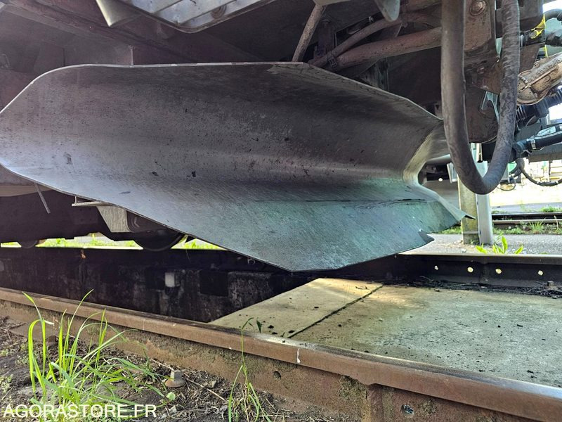 Bouwmaterieel Locomotive Alstom BB27000 (matricule BB27064)