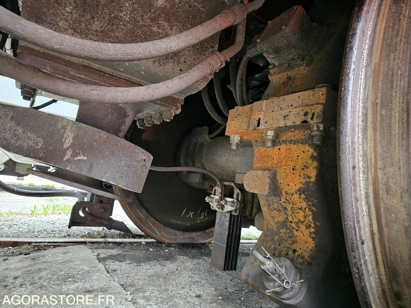Bouwmaterieel Locomotive Alstom BB27000 (matricule BB27074)