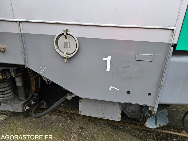 Bouwmaterieel Locomotive Alstom BB27000 (matricule BB27074)