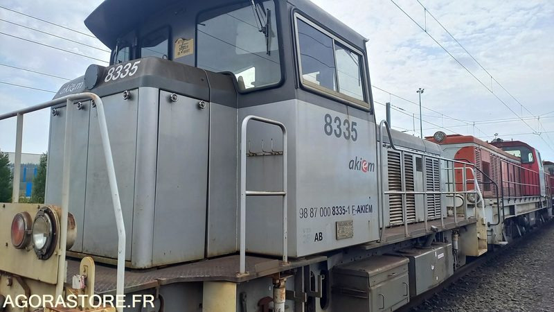 Bouwmaterieel Lot de 5 Locotracteurs Y8000 RVI2 / Moyse, Fauvet Girel