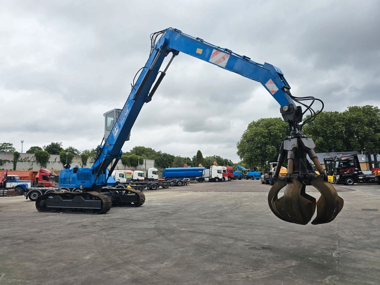 Bulldozer Fuchs RHL 350 Umschlagbagger Mit Verstellbare Raupen