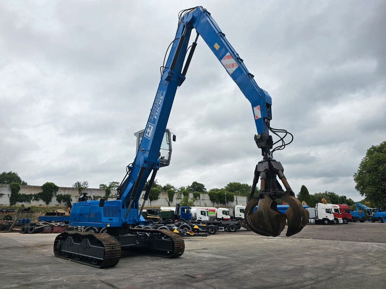 Bulldozer Fuchs RHL 350 Umschlagbagger Mit Verstellbare Raupen