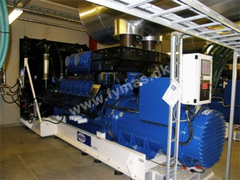 Industrie generator FG Wilson 1 units x 1760 kW / 2200 kVA - Low hours!: afbeelding 1