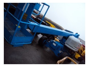 Genie AT 40 D 4WD - Bouwmachine