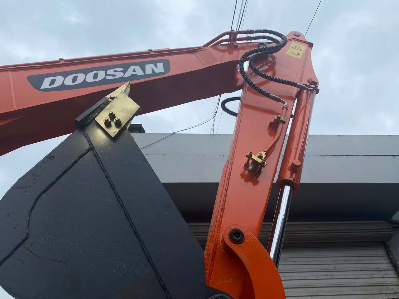 Rupsgraafmachine Good condition DOOSAN used excavator DH60-7models aslo on sale welcome to inquire: afbeelding 6