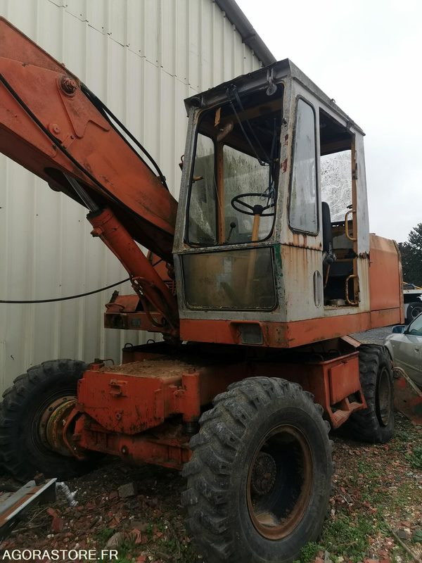 Graafmachine PELLE GRUE LIEBHERR A901C - 1981