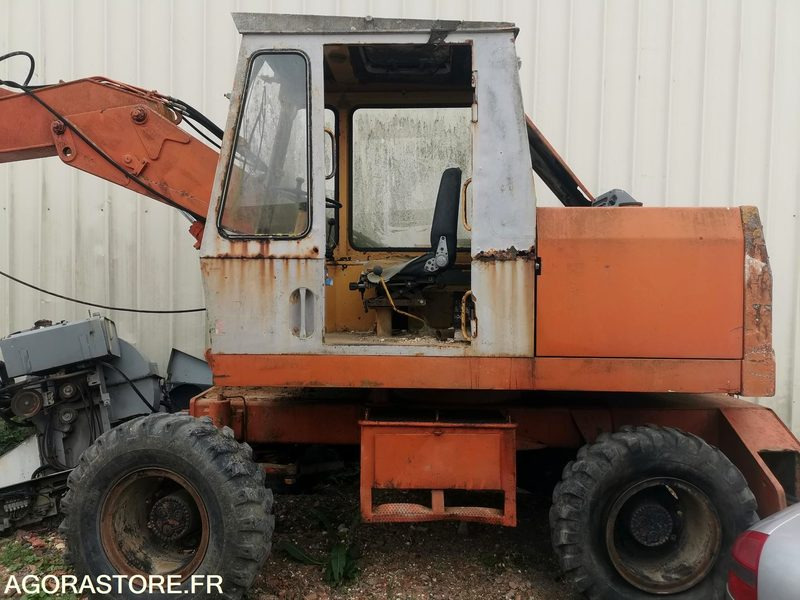 Graafmachine PELLE GRUE LIEBHERR A901C - 1981