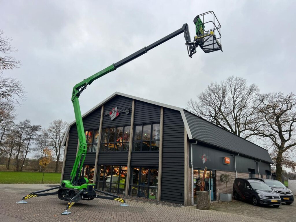 Hoogwerker LEGUAN 195 aerial working platform