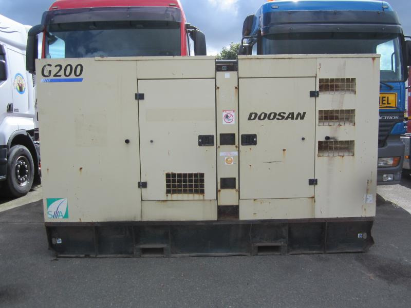 Industrie generator Doosan G200